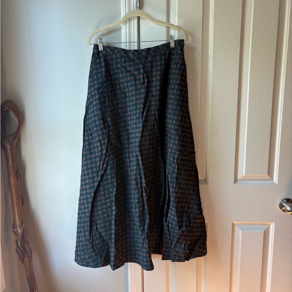 Runaway bicycle skirt